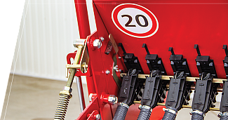 СЕЕЩ АПАРАТ ОТ ПОЛИМЕРНИ МАТЕРИАЛИ