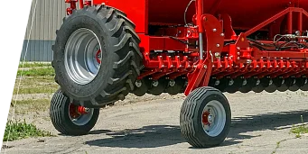 ШИРОКИ ГУМИ С УВЕЛИЧЕНА КОНТАКТНА ПЛОЩ