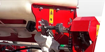 НОВА СИСТЕМА ЗА ВНАСЯНЕ НА СУХИ МИНЕРАЛНИ ТОРОВЕ