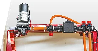 ПОДАВАНЕ НА ТЕЧНИТЕ ТОРОВЕ