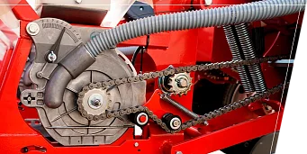 ДИНАМИЧНА КОНСТРУКЦИЯ НА ОБТЯГАЩИЯ ВЕРИГАТА МЕХАНИЗЪМ