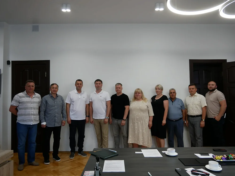 АД „ЕЛВОРТИ“ и ПДАУ обединяват усилия за развитието на украинския агросектор и образованието — 7